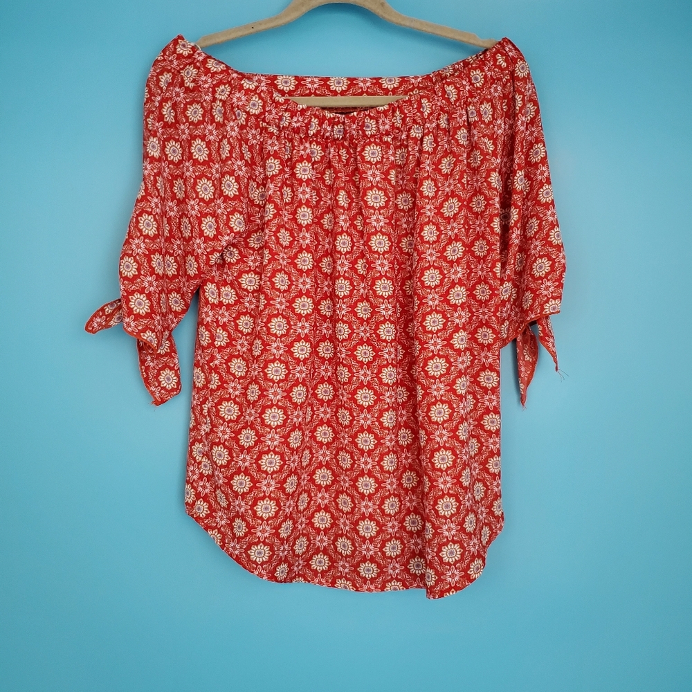 Renee C. Blouse Size Small Off Shoulder Tie Sleeve